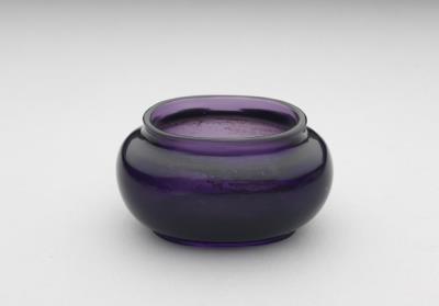 图片[2]-Purple glass water container.-China Archive